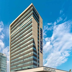 مستشفى جامعة بهتشه شهير لطب الأسنان